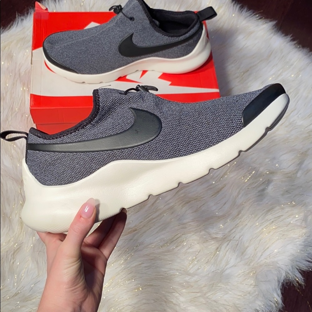 Nike Apatare SE Black/Black-Sail-Cool Grey